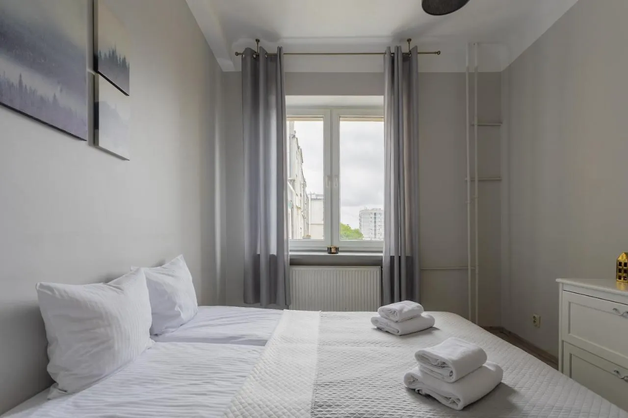 Close- City Center - Marszalkowska Apartment Warsaw Poland