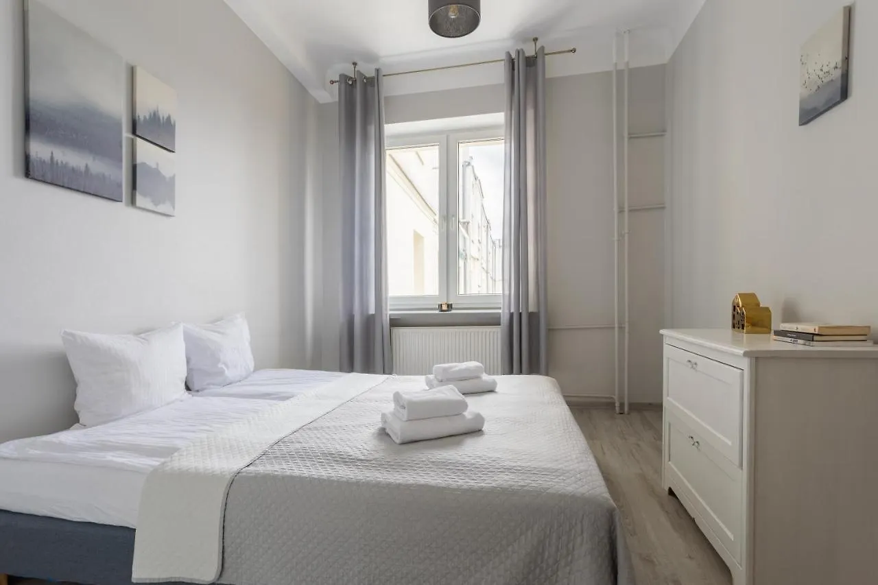 Close- City Center - Marszalkowska Apartment Warsaw
